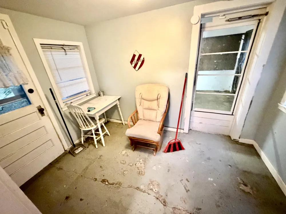 3690 Morrissey Avenue Warren, MI 48091