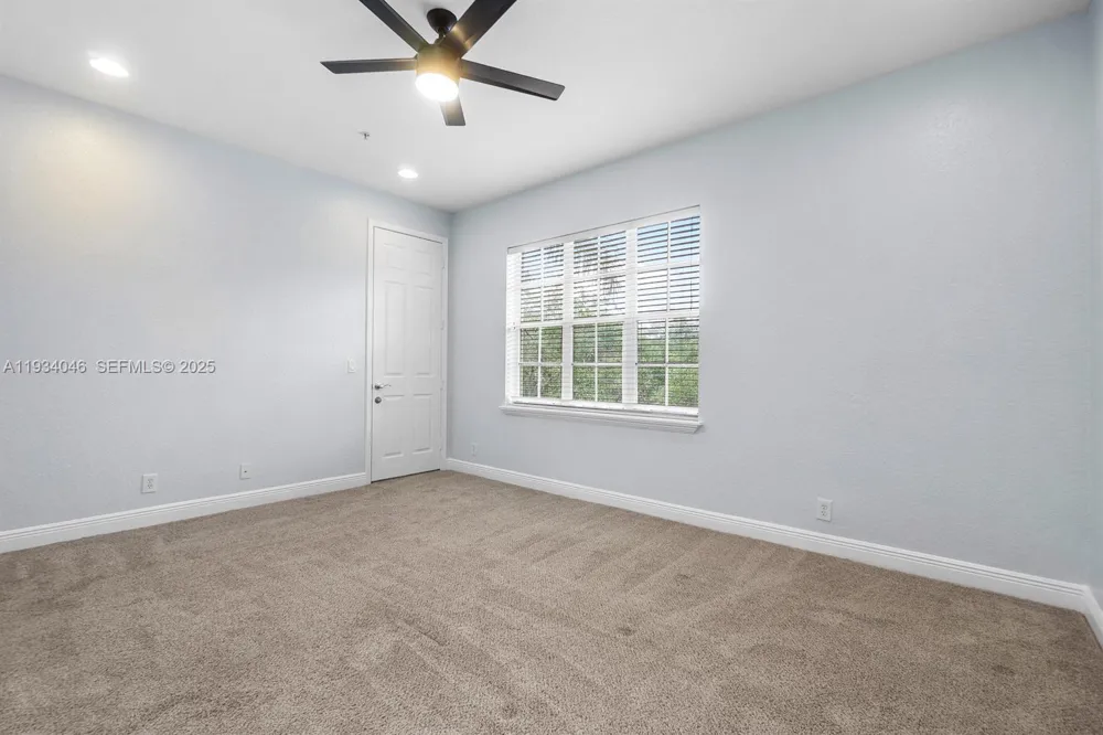 888 University Blvd Jupiter, FL 33458
