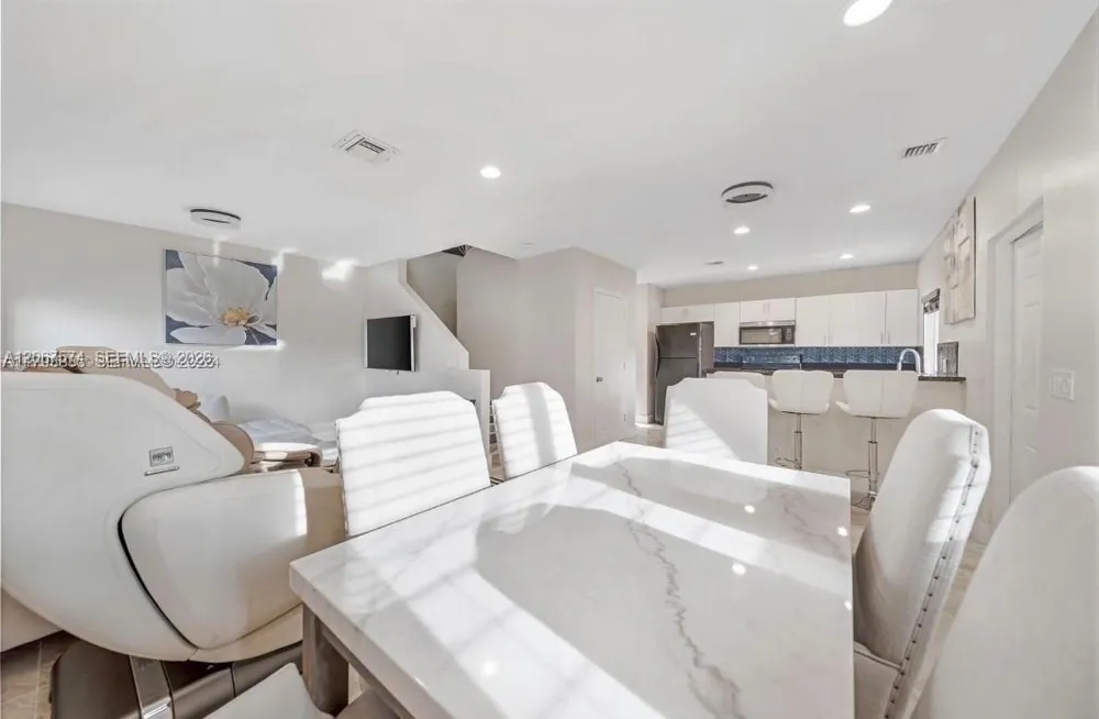 615 NW 10th Ter #1 Fort Lauderdale, FL 33311