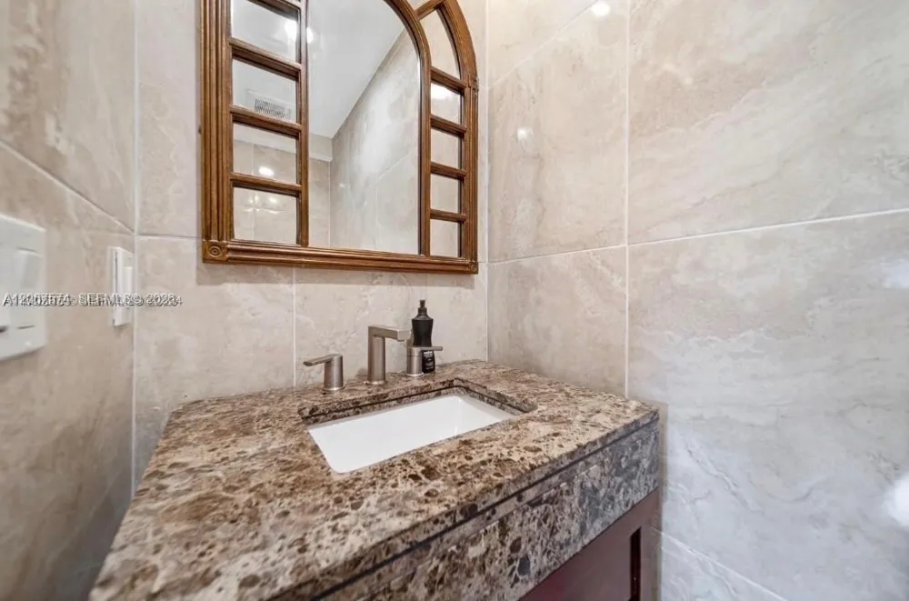 615 NW 10th Ter #1 Fort Lauderdale, FL 33311