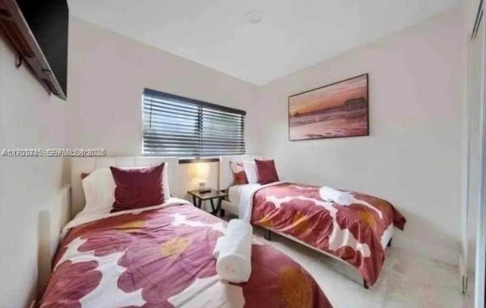 615 NW 10th Ter #1 Fort Lauderdale, FL 33311