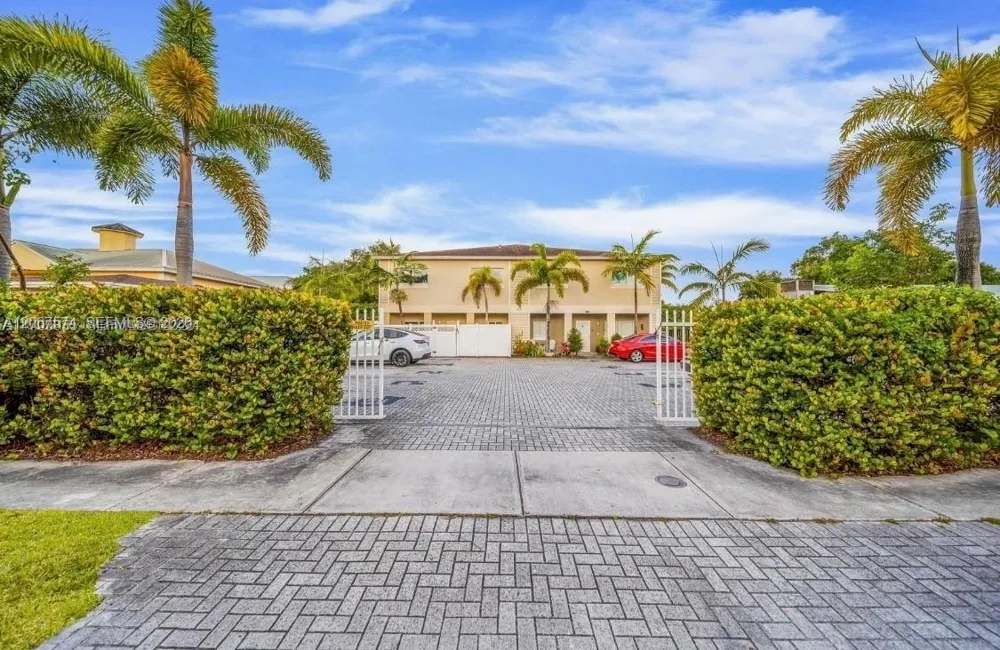 615 NW 10th Ter #1 Fort Lauderdale, FL 33311