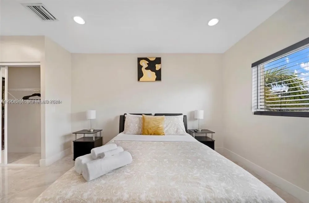 615 NW 10th Ter #1 Fort Lauderdale, FL 33311