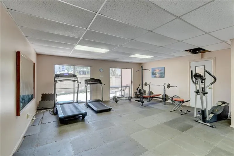 1967 S OCEAN BOULEVARD #215-C Lauderdale By The Sea, FL 33062