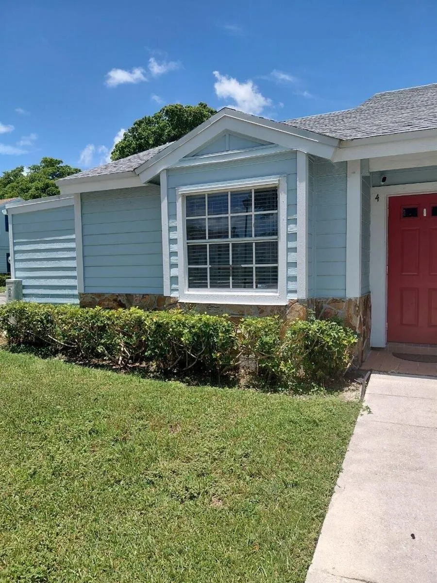 13776 SW 149TH CIR LANE #4-79 Miami, FL 33186
