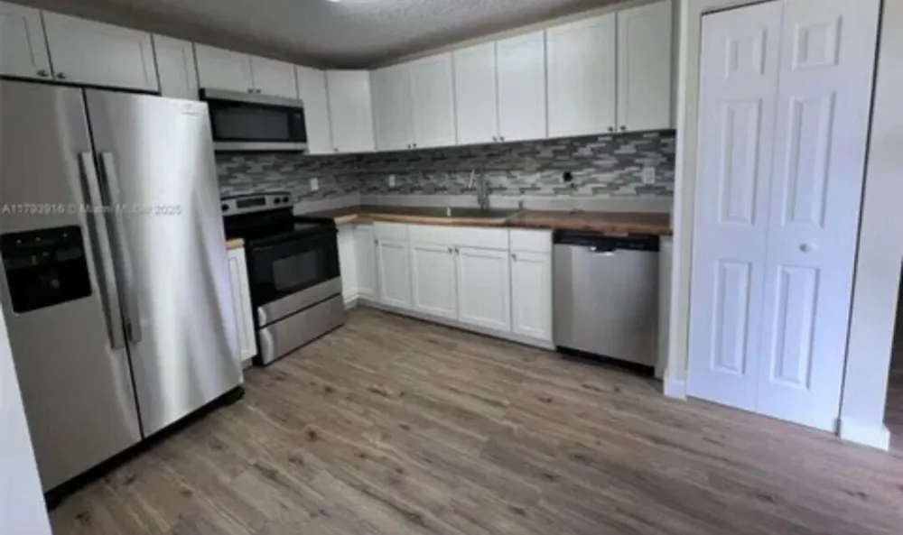 13776 SW 149TH CIR LANE #4-79 Miami, FL 33186