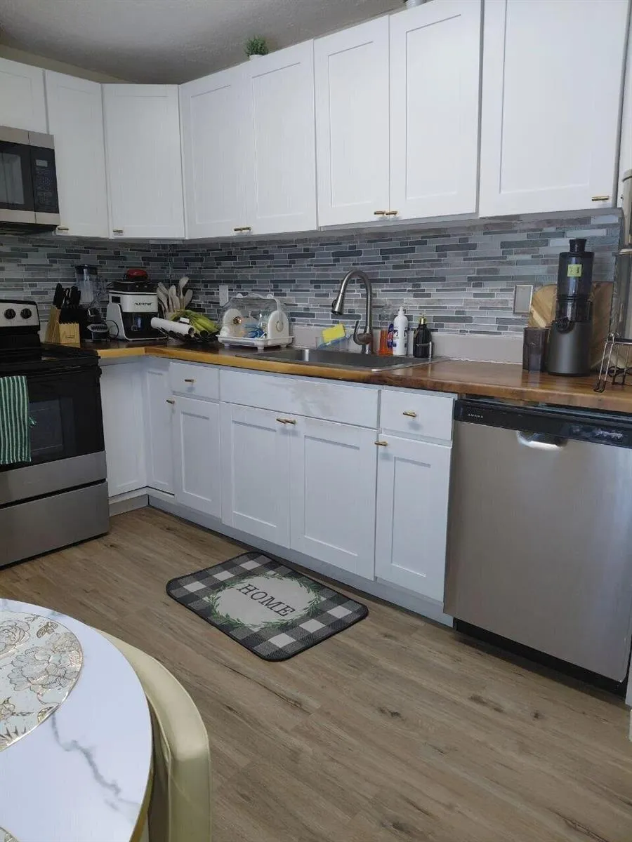 13776 SW 149TH CIR LANE #4-79 Miami, FL 33186