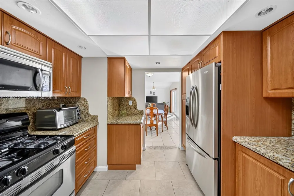 11352 SW 69th Ter Miami, FL 33173