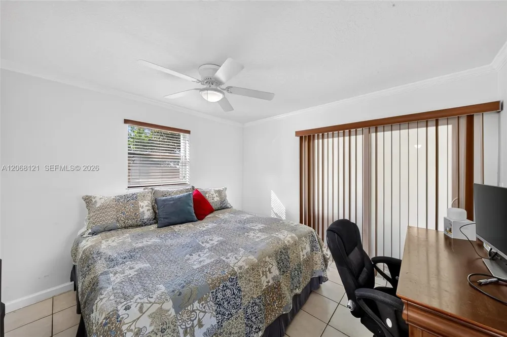 11352 SW 69th Ter Miami, FL 33173