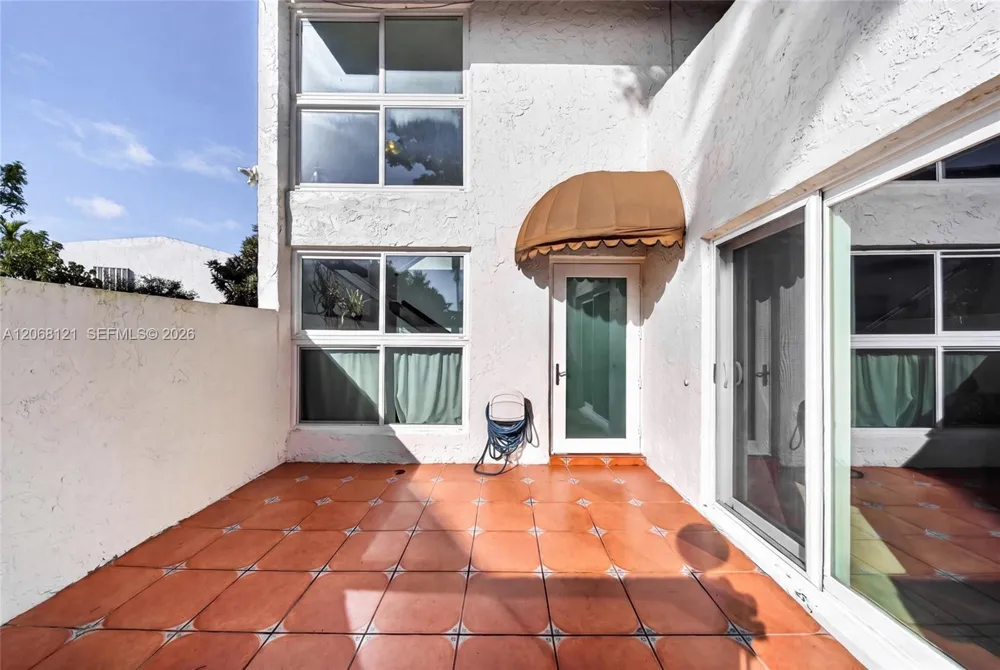11352 SW 69th Ter Miami, FL 33173