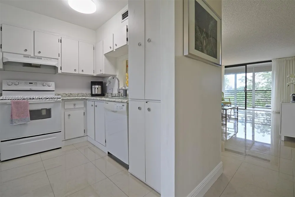 1100 Colony Point Cir #419 Pembroke Pines, FL 33026