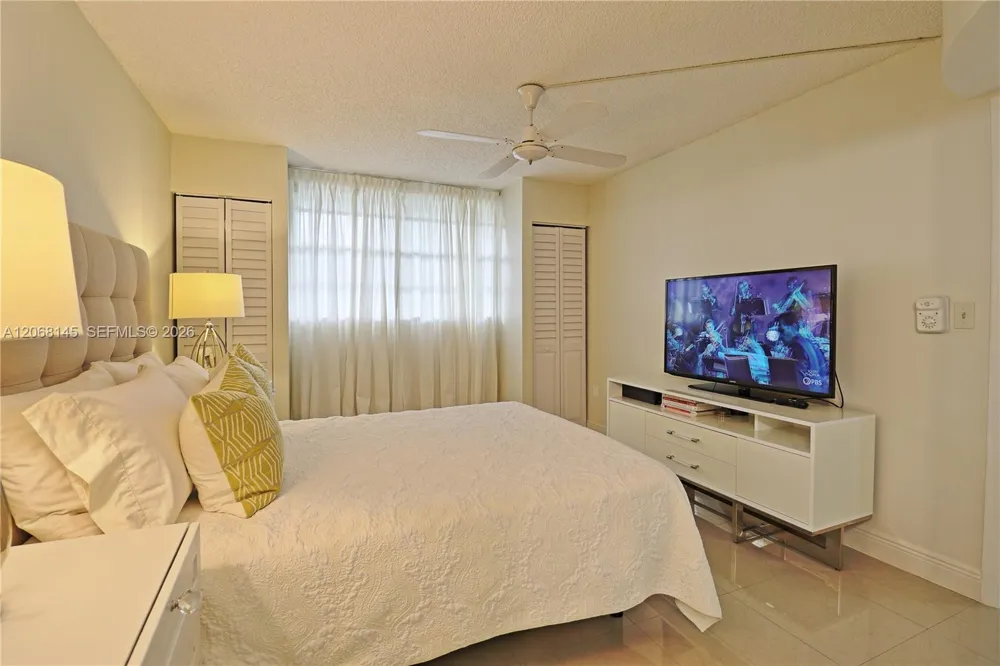 1100 Colony Point Cir #419 Pembroke Pines, FL 33026