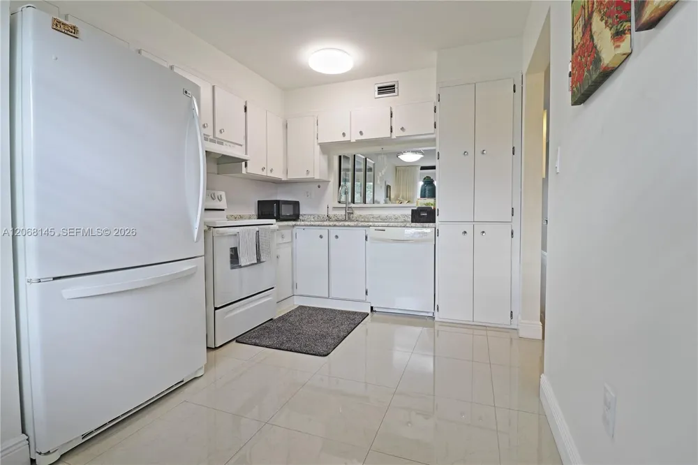 1100 Colony Point Cir #419 Pembroke Pines, FL 33026
