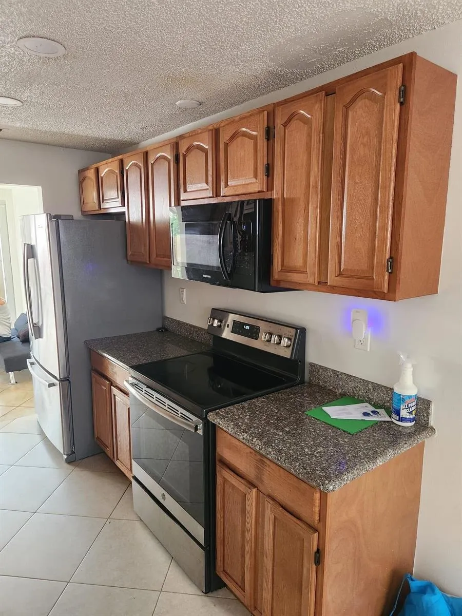 834 NW 82nd Avenue Plantation, FL 33324