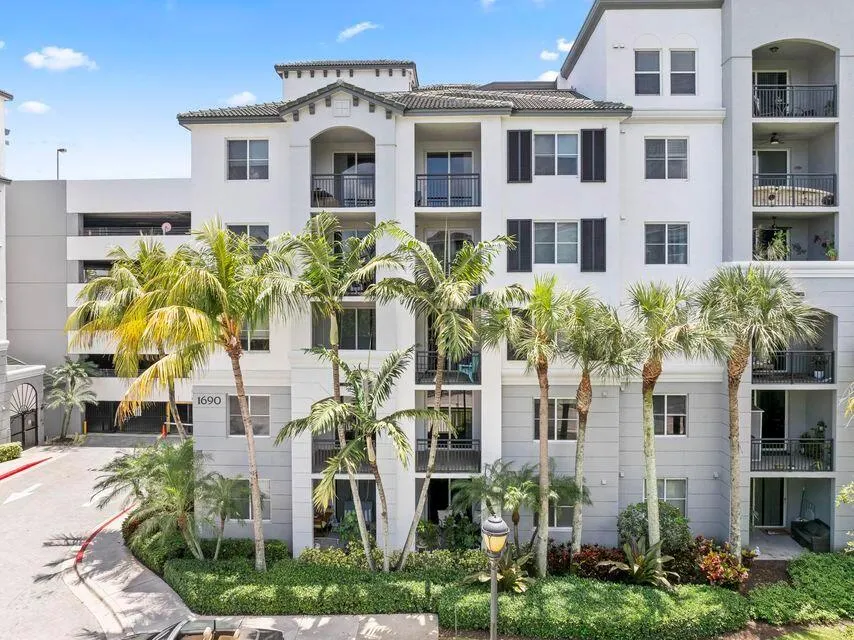 1660 Renaissance Commons Boulevard #2407 Boynton Beach, FL 33426