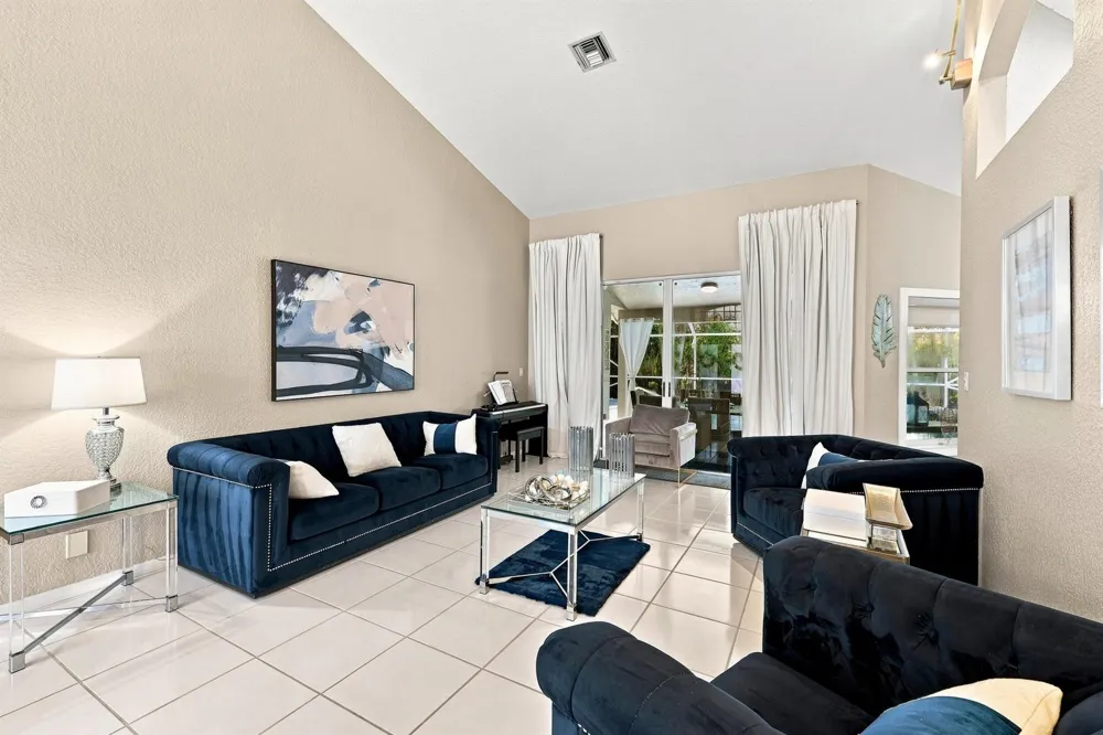 20369 HACIENDA COURT Boca Raton, FL 33498