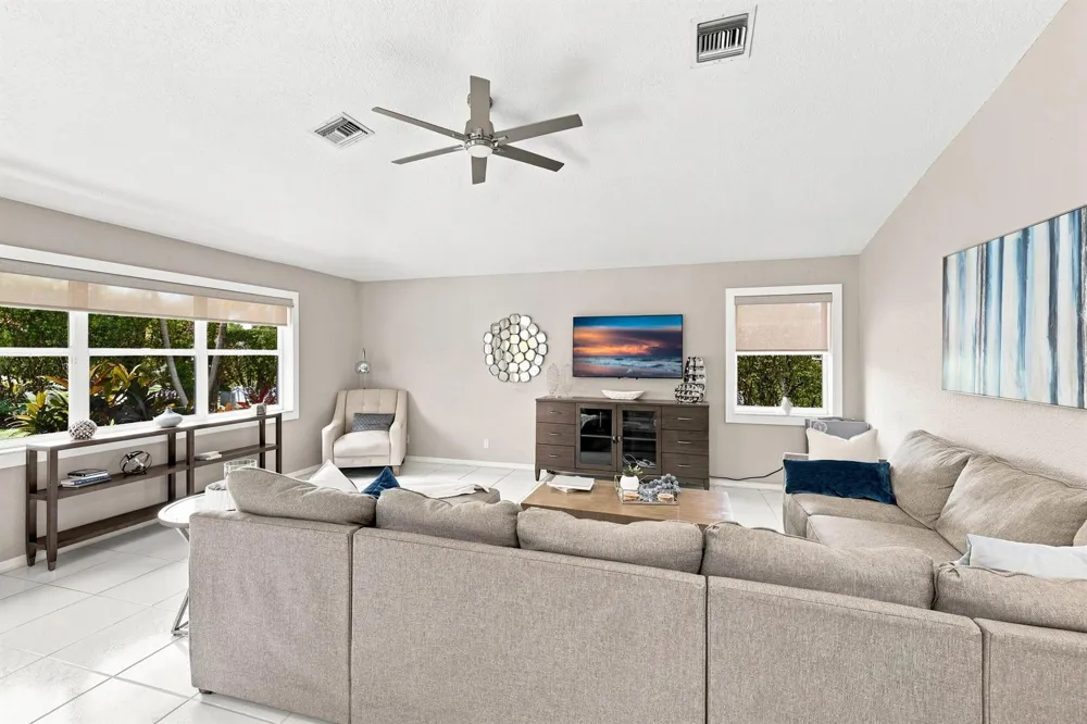 20369 HACIENDA COURT Boca Raton, FL 33498