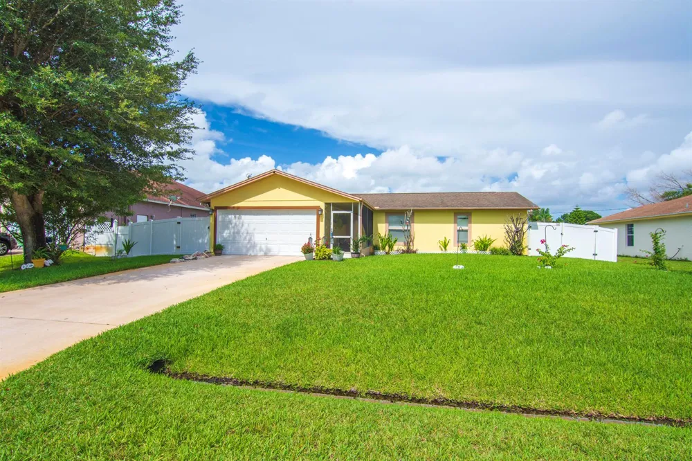 1842 SE CARVALHO STREET Port St. Lucie, FL 34983