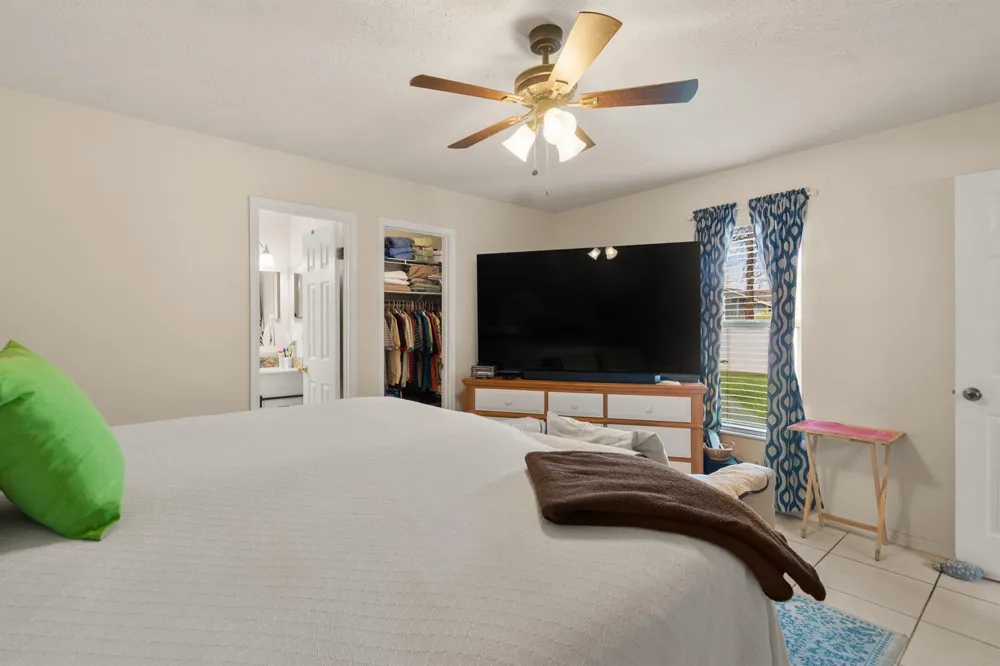 1842 SE CARVALHO STREET Port St. Lucie, FL 34983