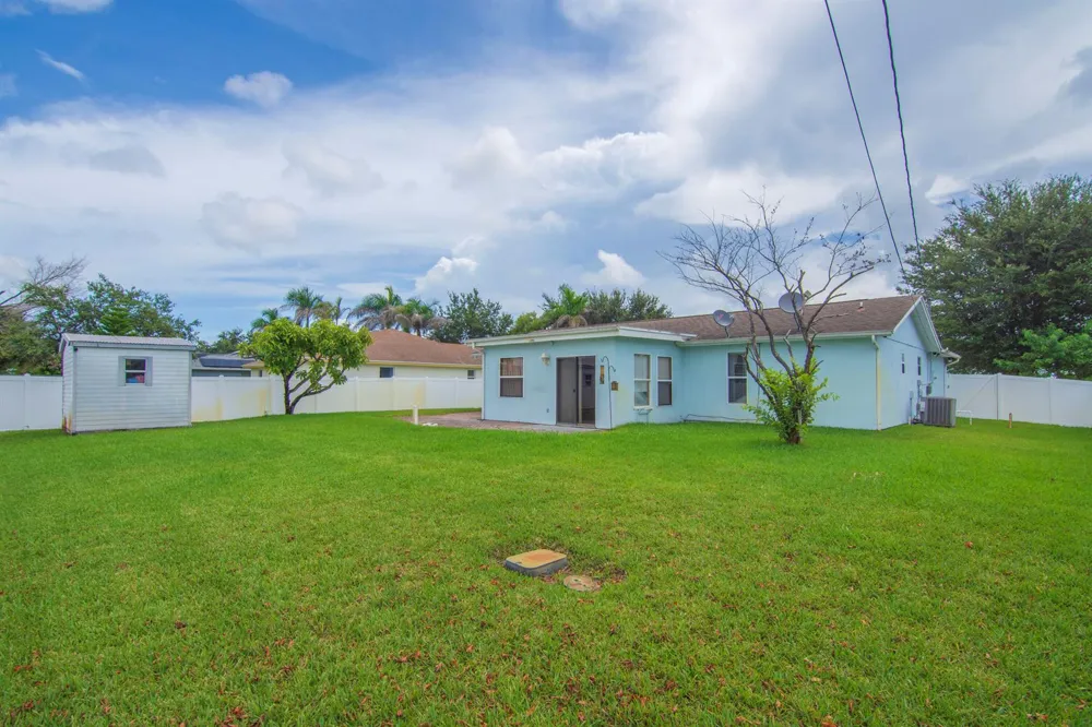 1842 SE CARVALHO STREET Port St. Lucie, FL 34983