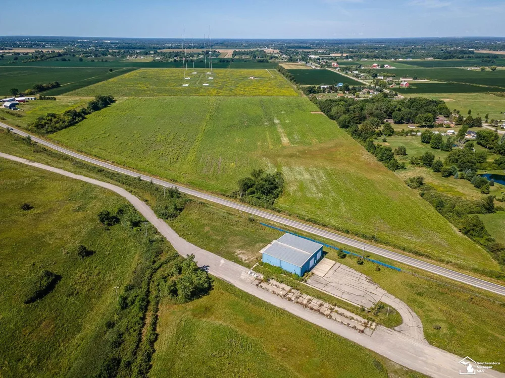 U S Turnpike Road Unknown, MI 48166