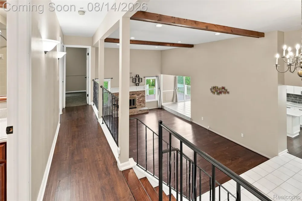 5114 Fedora Drive Troy City, MI 48085