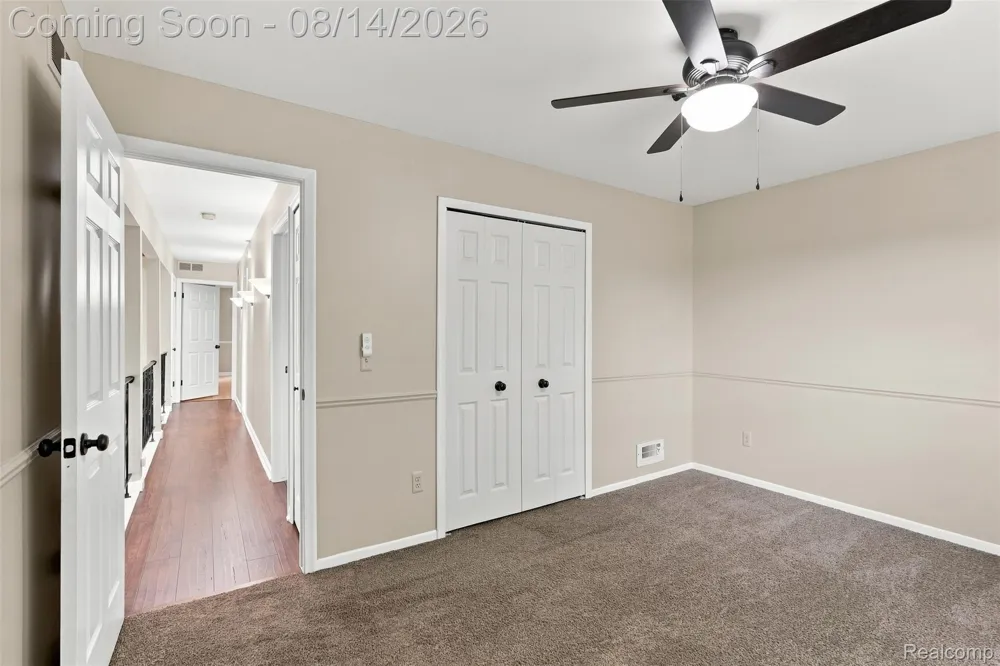 5114 Fedora Drive Troy City, MI 48085