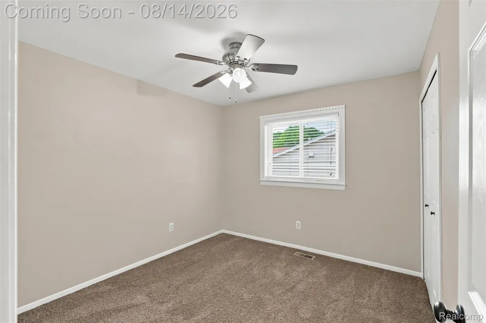 5114 Fedora Drive Troy City, MI 48085