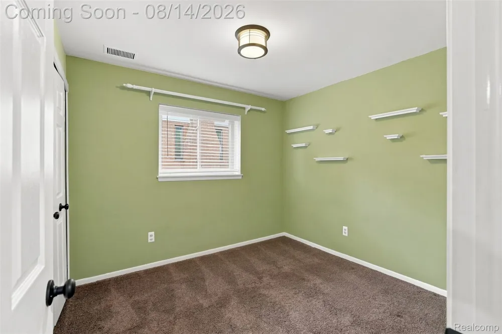 5114 Fedora Drive Troy City, MI 48085