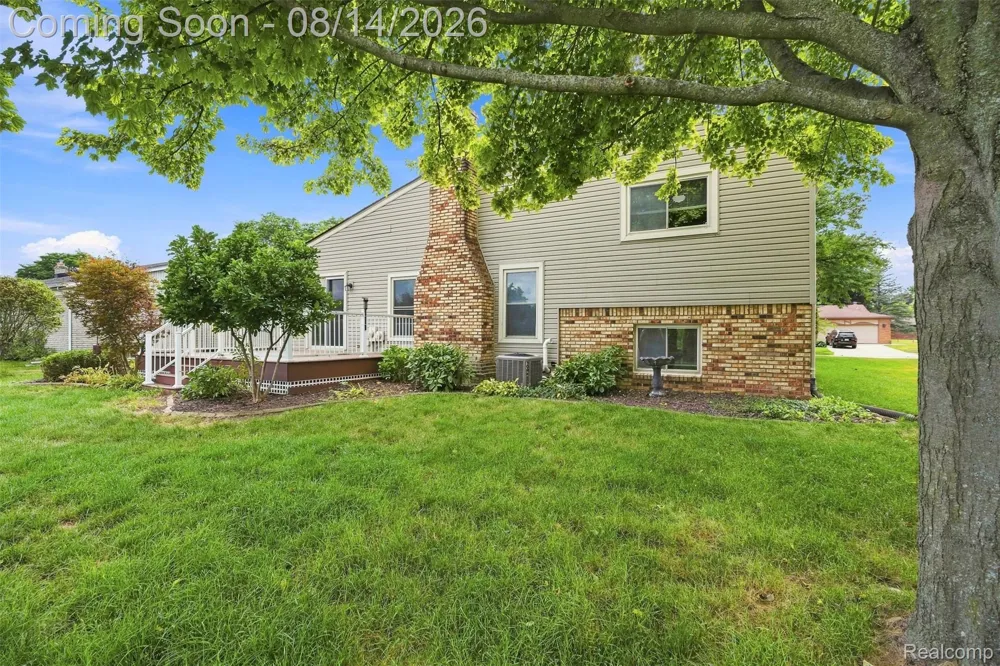 5114 Fedora Drive Troy City, MI 48085