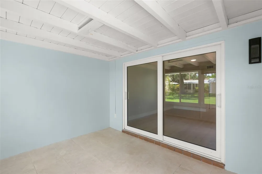 5823 TIDEWOOD AVENUE #19 Sarasota, FL 34231