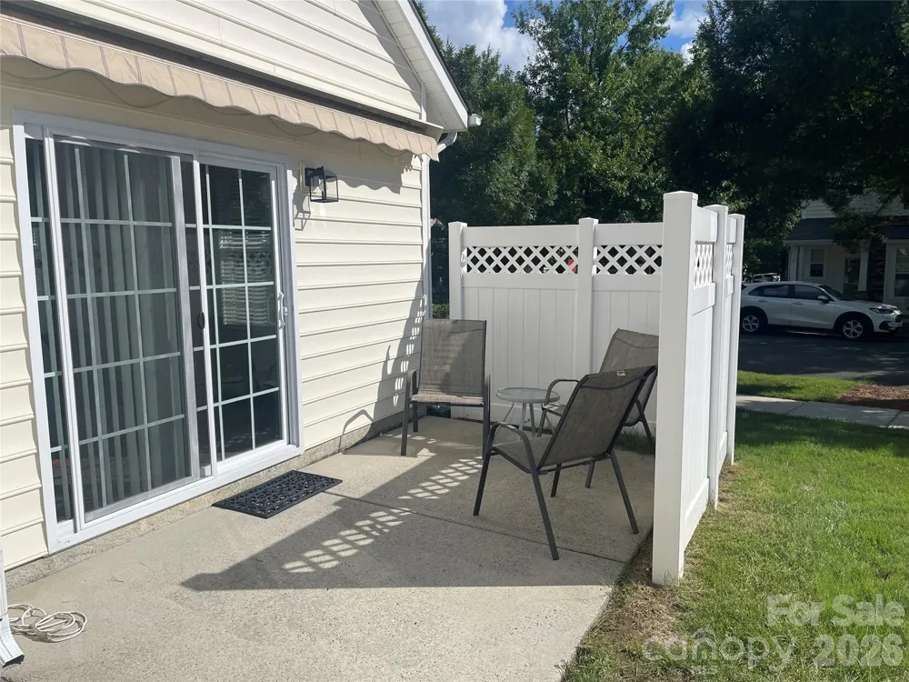 1158 Hammond Drive Matthews, NC 28104