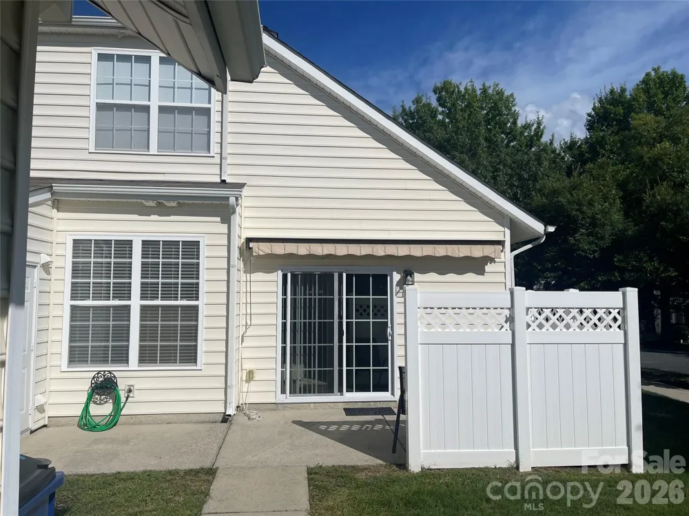 1158 Hammond Drive Matthews, NC 28104