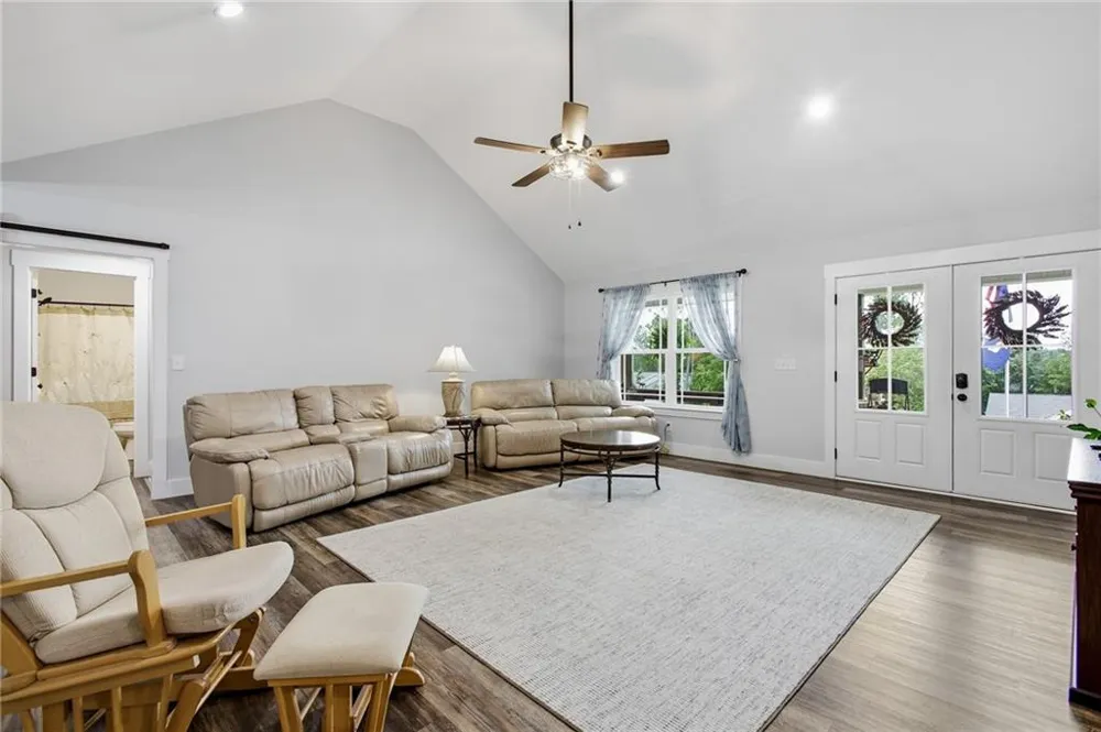 287 Bell Loop Chatsworth, GA 30705