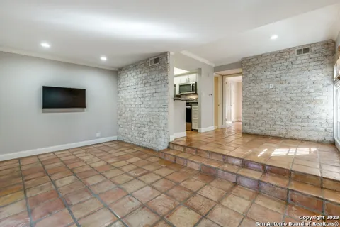 66 BREES BLVD Unit 34