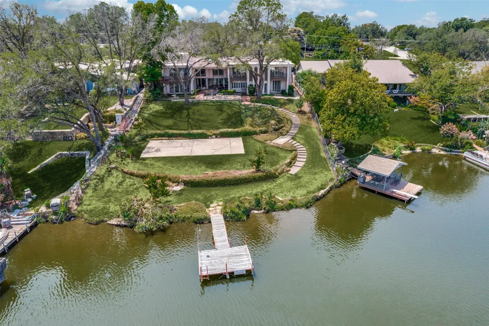 4121 Rowan Drive Fort Worth, TX 76116