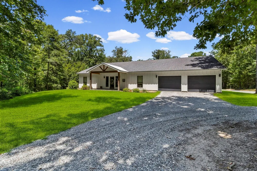 450 Horace Bonds Road Livingston, TX 77351