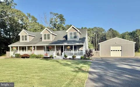 340 RAILROAD AVENUE