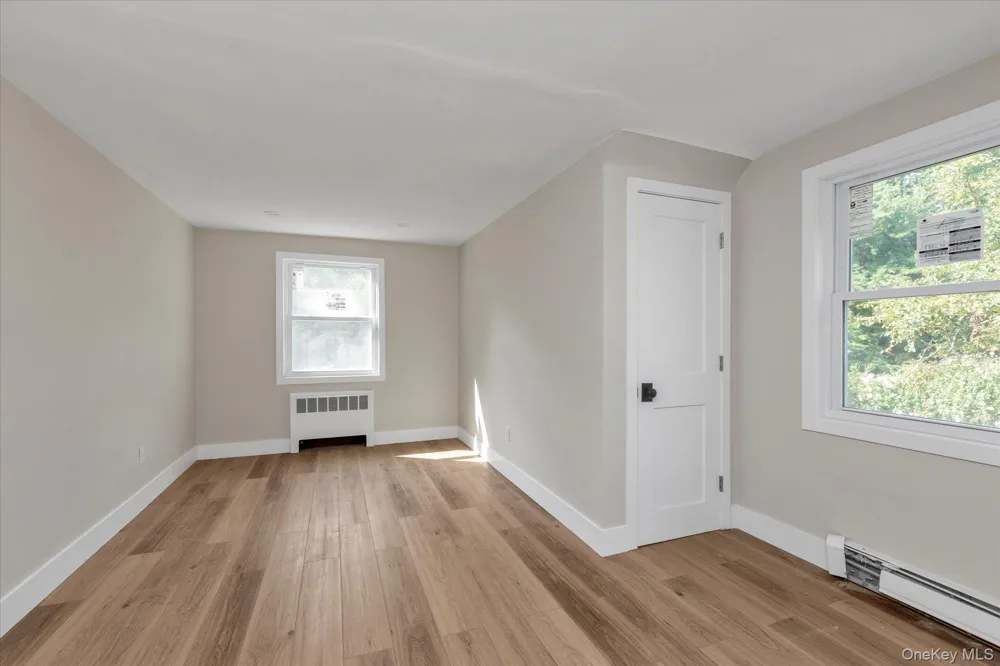 10 Stratton Huntington Station, NY 11746