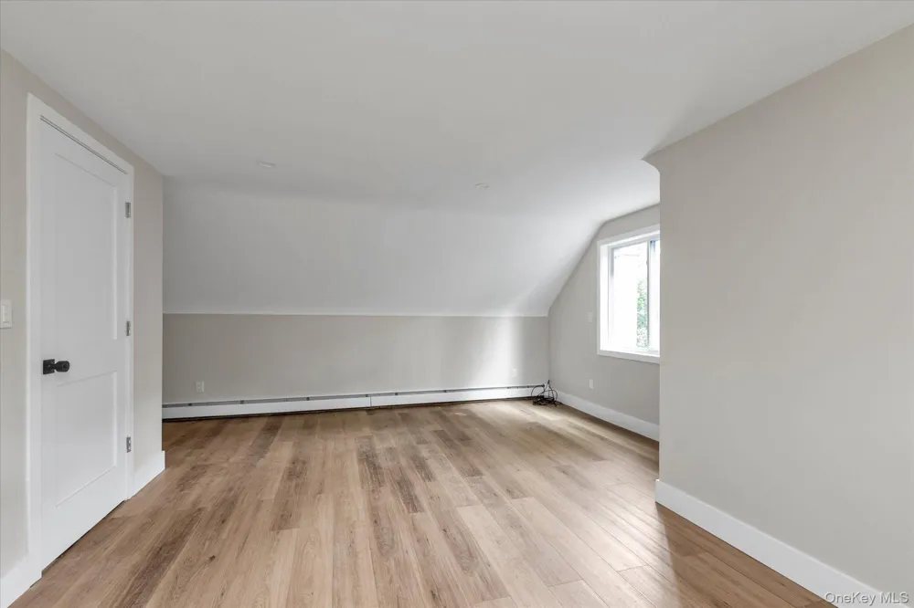 10 Stratton Huntington Station, NY 11746