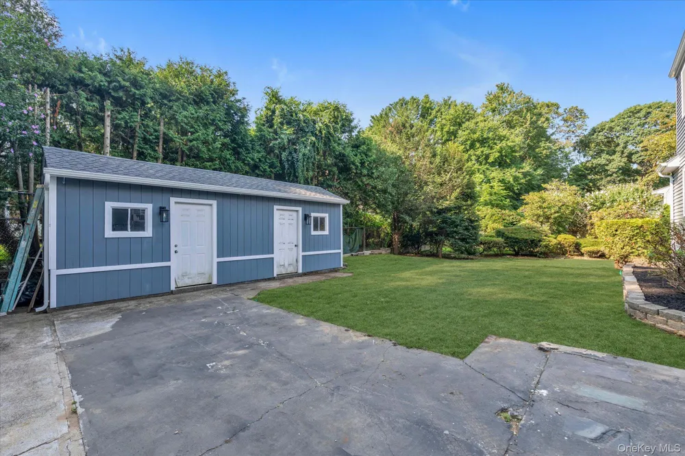 10 Stratton Huntington Station, NY 11746