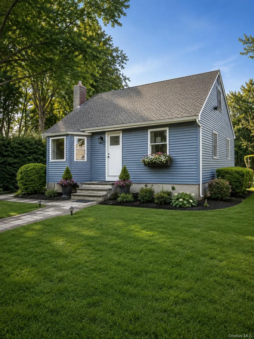 10 Stratton Huntington Station, NY 11746