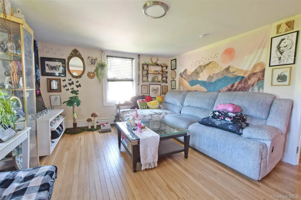 478 Marcy Avenue Riverhead, NY 11901