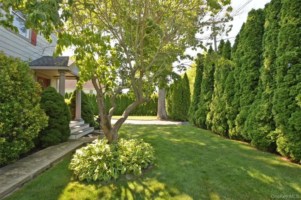 478 Marcy Avenue Riverhead, NY 11901