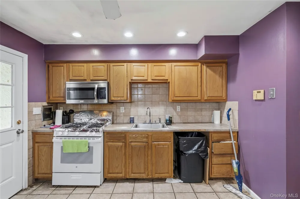 12 Veteran Circle Monroe, NY 10950
