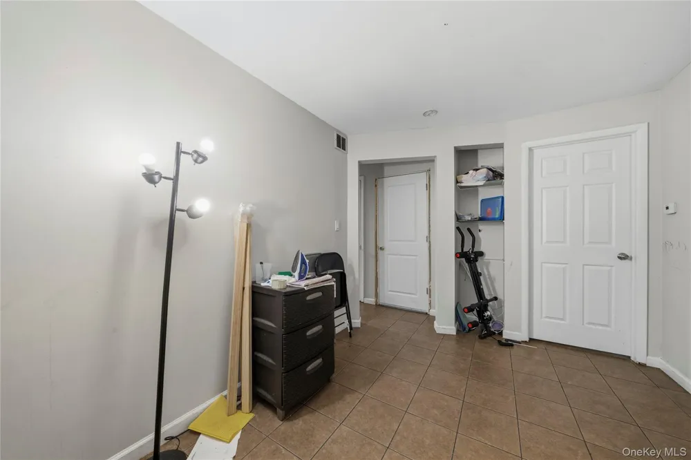 12 Veteran Circle Monroe, NY 10950