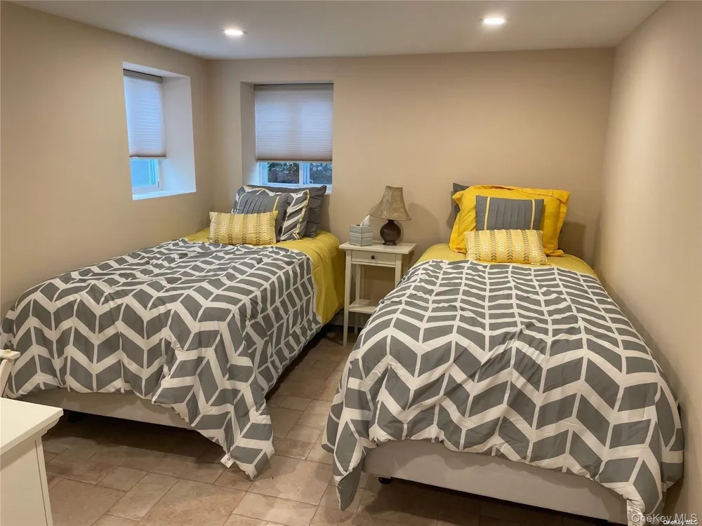 40 Malone Avenue Long Beach, NY 11561