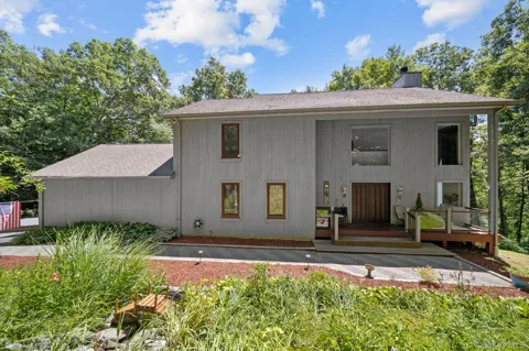 23 River Road