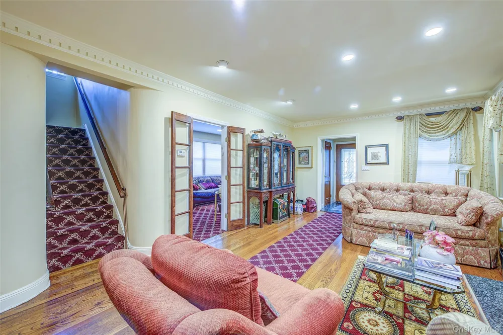 75-12 174th Street Fresh Meadows, NY 11366