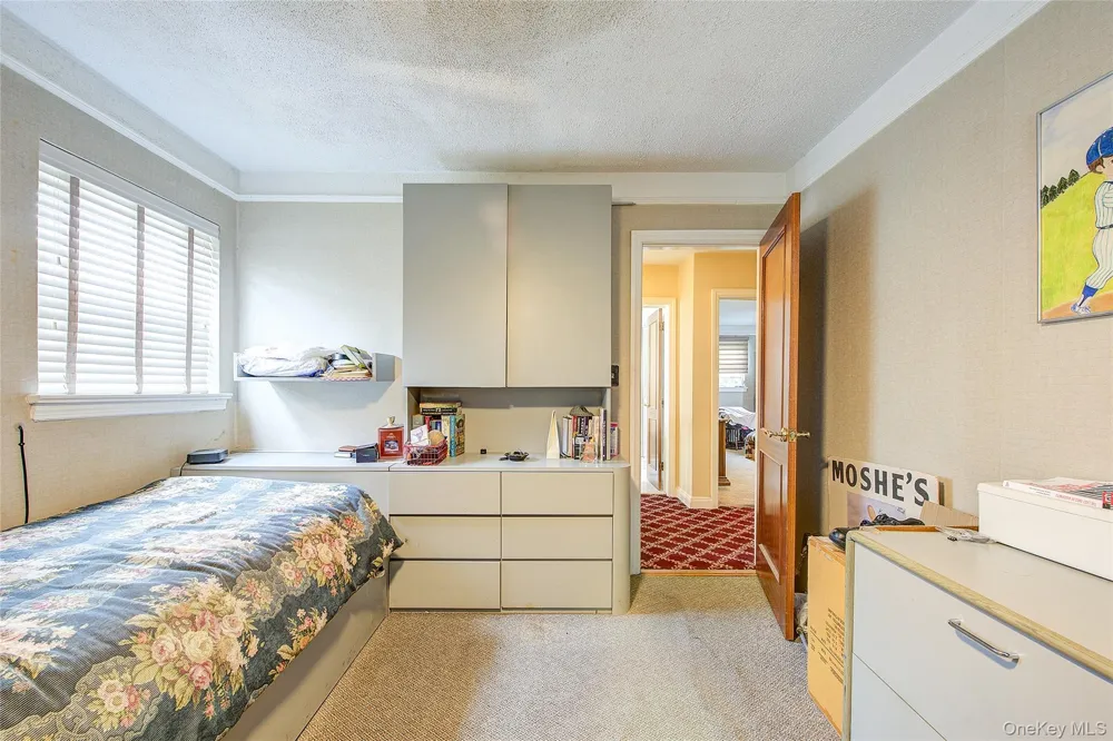 75-12 174th Street Fresh Meadows, NY 11366